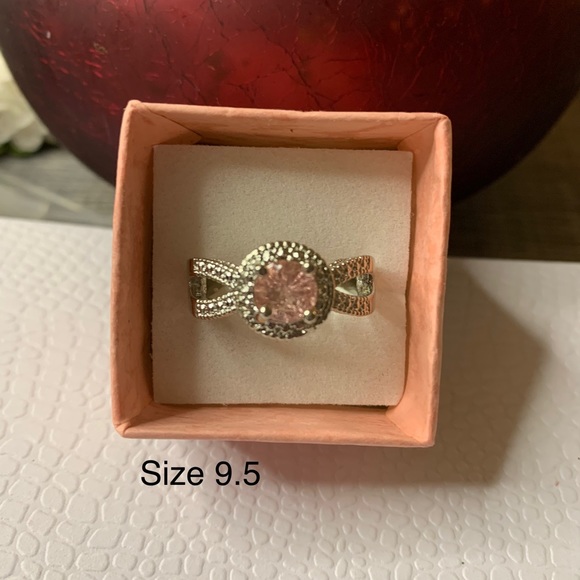 Womens pink ring - Picture 2 of 5